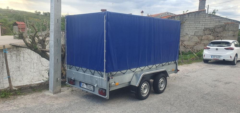 Reboque dois eixos 2024