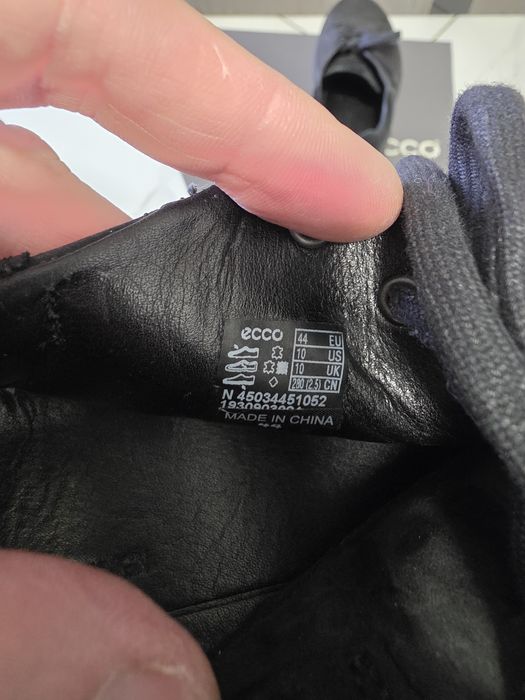 продам черевики  ECCO