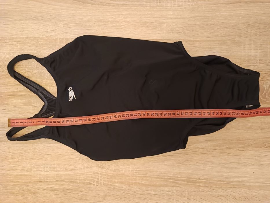 Купальники Funkita 800гр. и Speedo 400