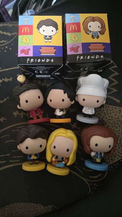 Bonecos friends McDonald's