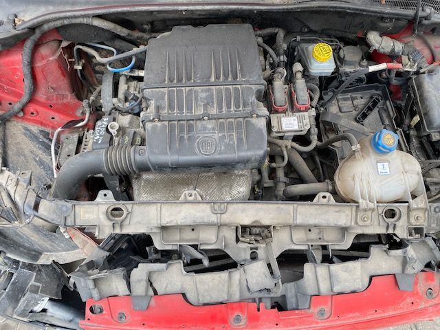 Silnik 1.2 Grande Punto KOMPLETNY 98 tys przebieg