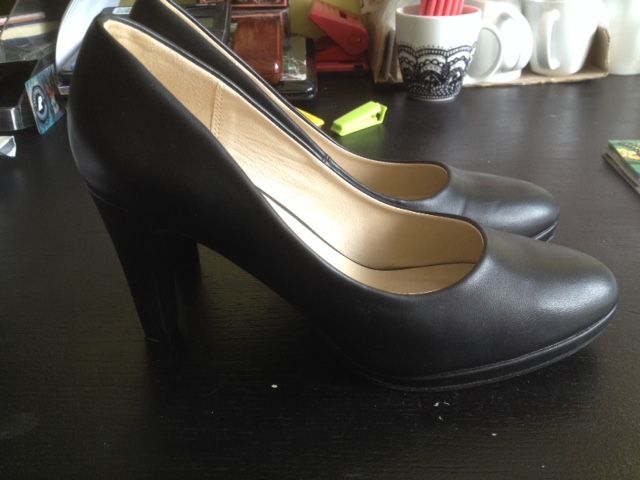 czarne czółenka rozmiar 39