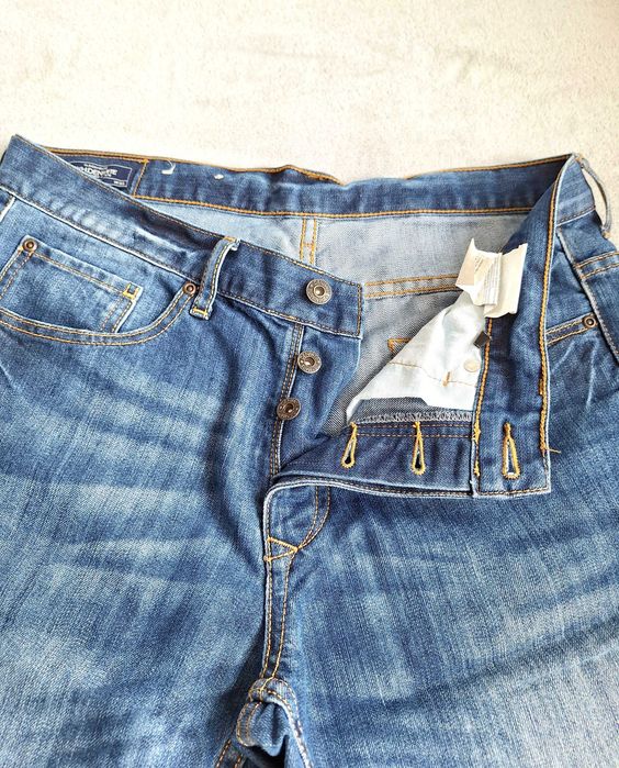 Jeansowe krótkie spodenki męskie rozmiar W33 M/L