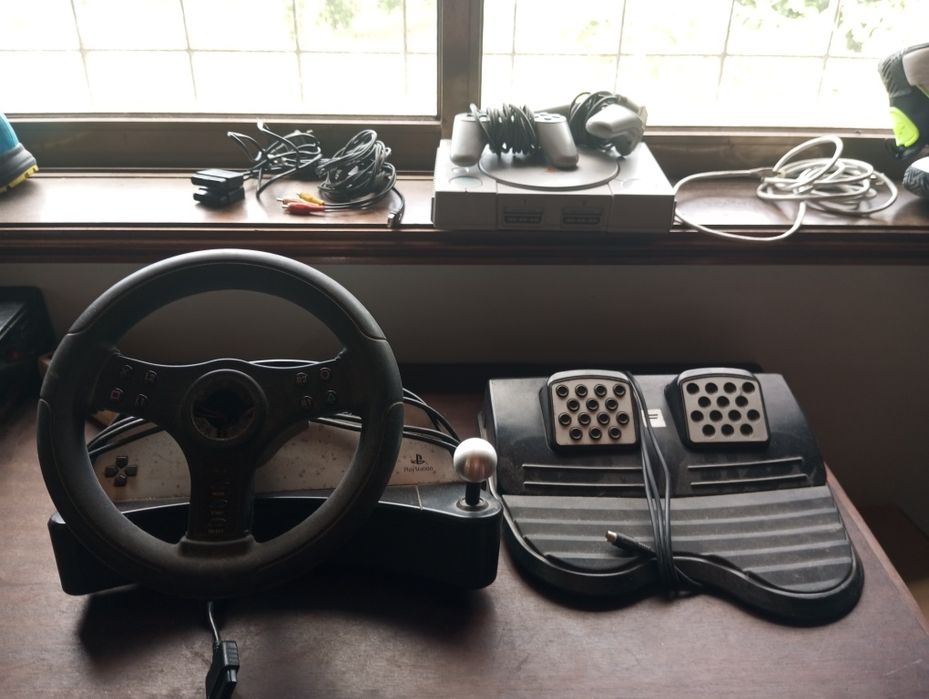 Vendo conjunto de PS1 e acessórios