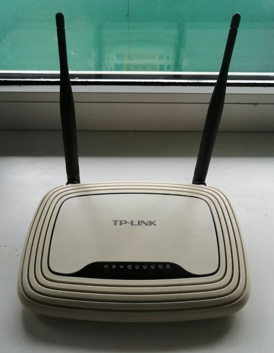 Wi-Fi роутер TP-Link TL-WR841N (2 антени)
