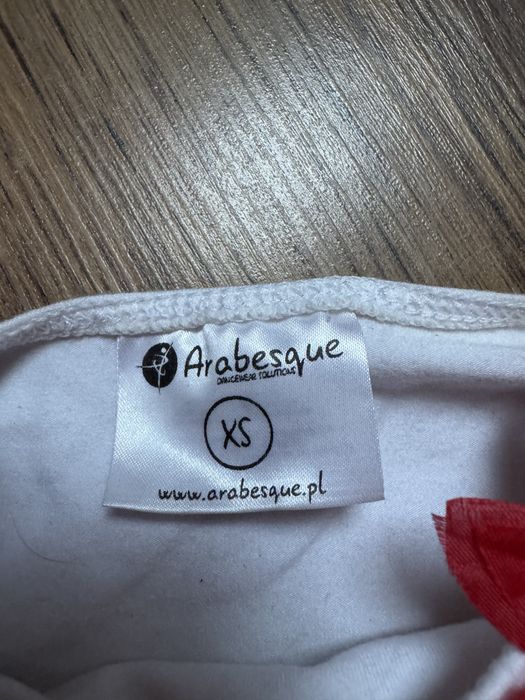 Strój baletowy: paczka romantyczna + body + ozdoba do włosów