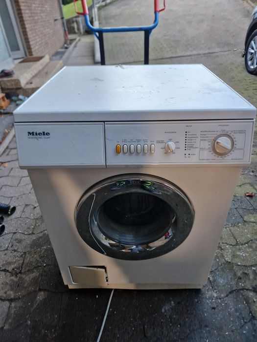 Фасади до пральних машин Мілє