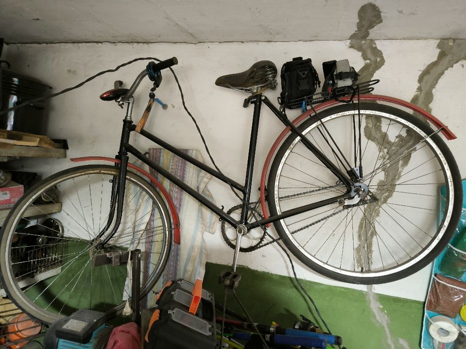 Два велосипеда Украина и Урал