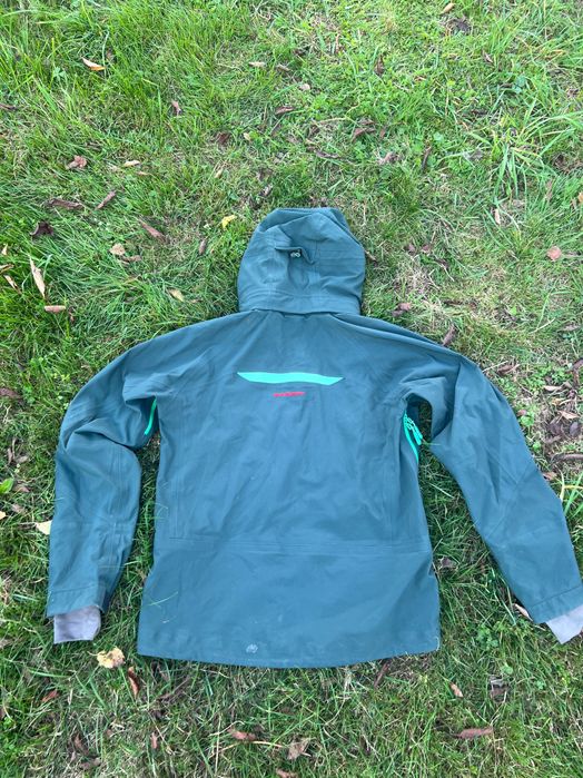 Продам вітровку MAMMUT DRY tech