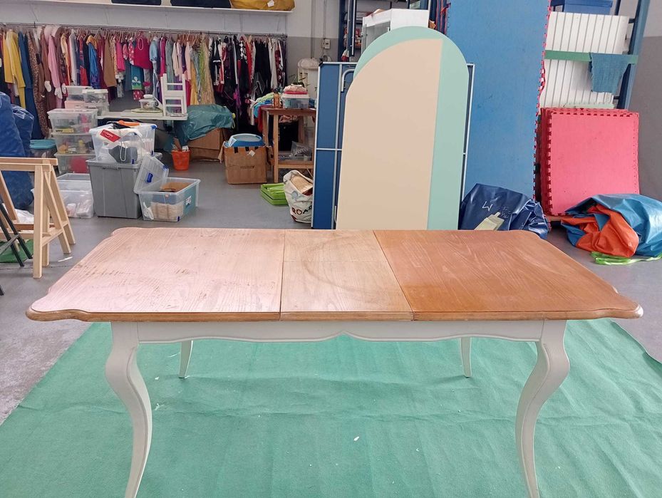 Mesa madeira maciça loja VIVA - extensível