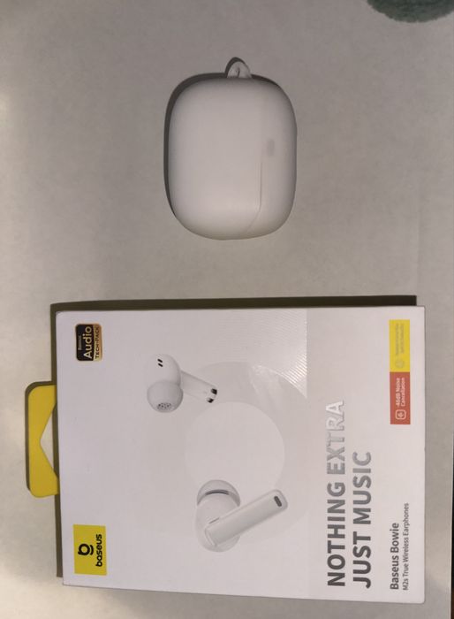 Baseus Bowie M2S com capa de silicone