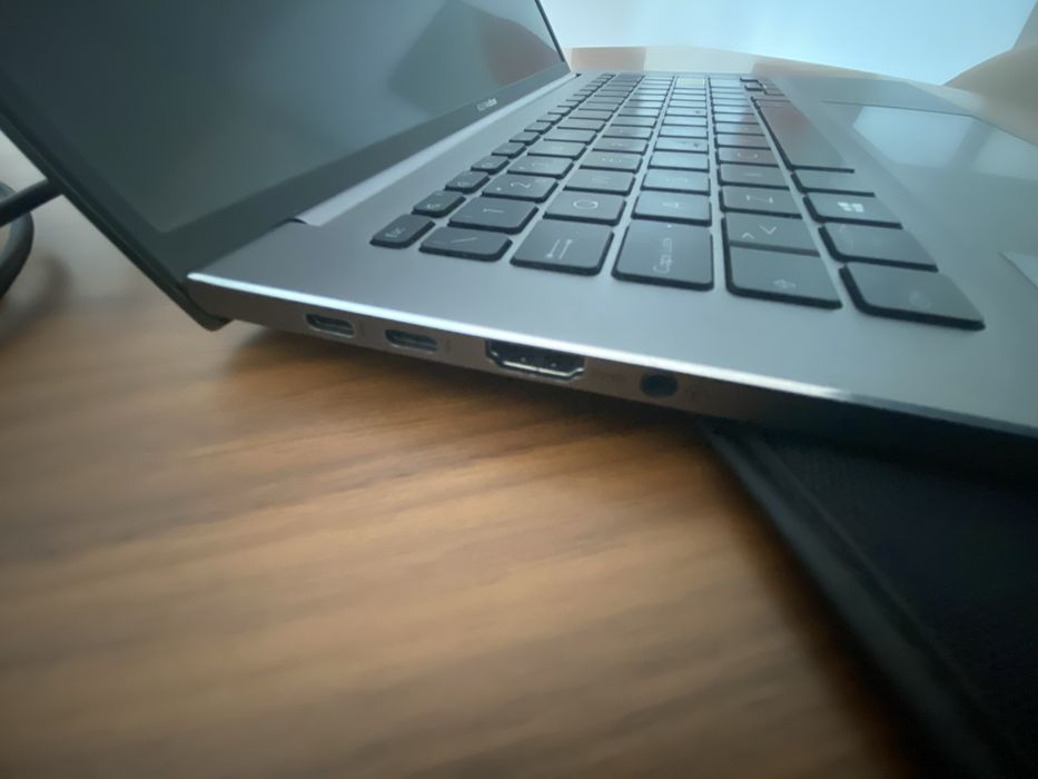 Asus S435E 11th gen i51135G7 SSD 512gb, leitor impressão digital