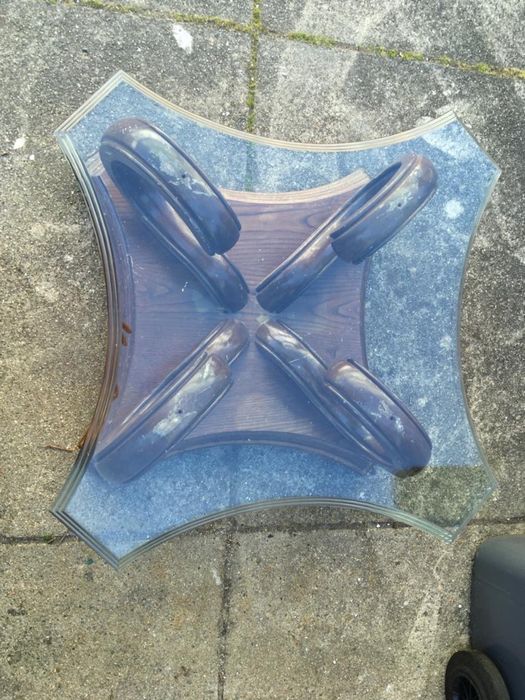 Mesa centro com vidro biselado