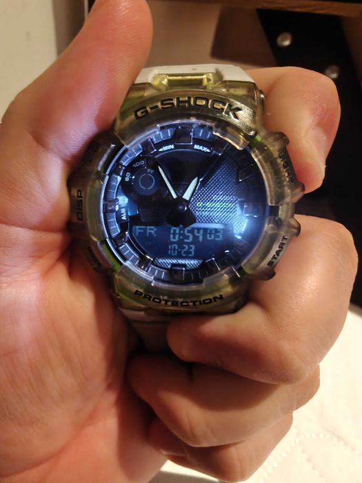 Casio G-SHOCK GBA-900SM-7A9ER – Bluetooth, krokomierz, G-SQUAD