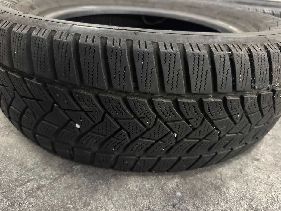 Pneus 205/60/R16