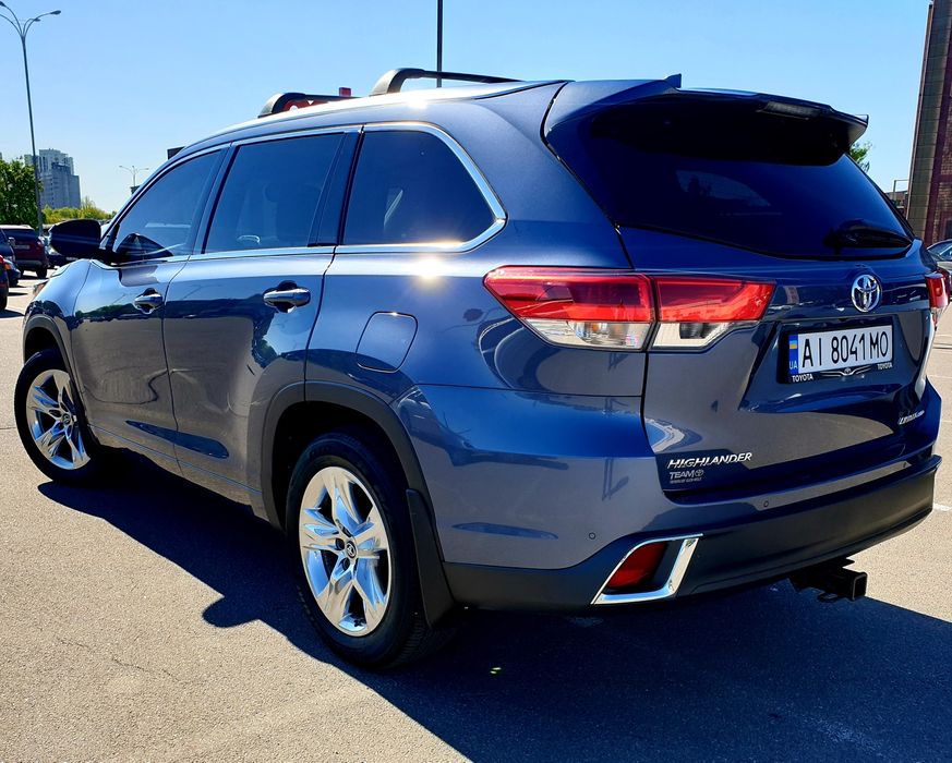 TOYOTA Highlander LIMITED AWD 2019