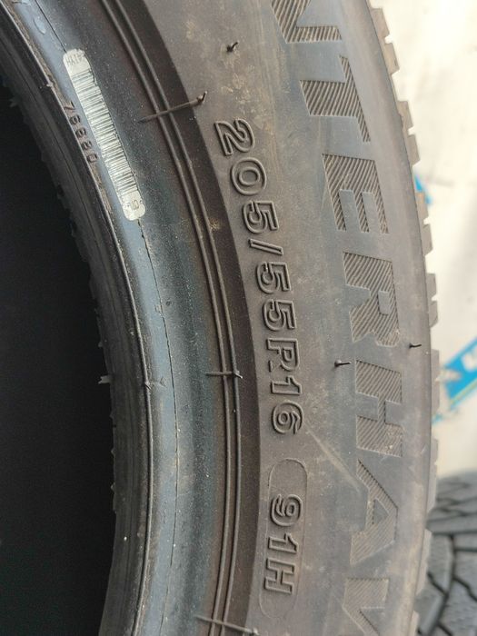 Шини firen stone  205/55 r16 зима 22-й рік