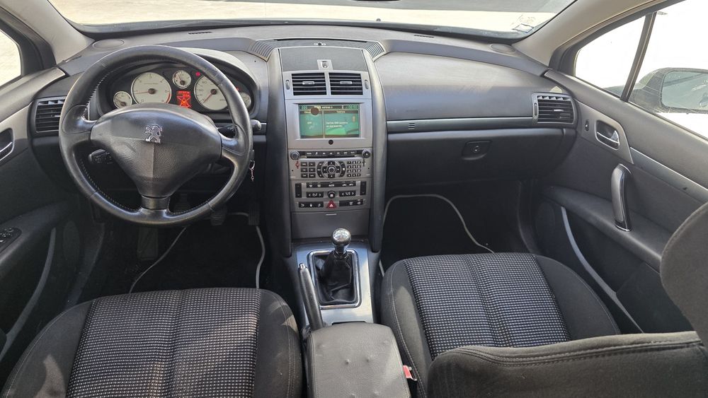 Vende se Pegueot 407 sw