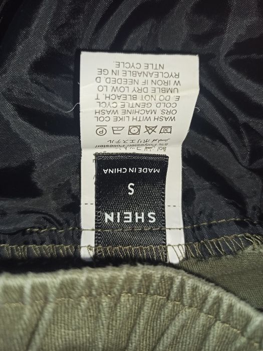 Męskie spodnie joggersy, dresy Shein NASA S