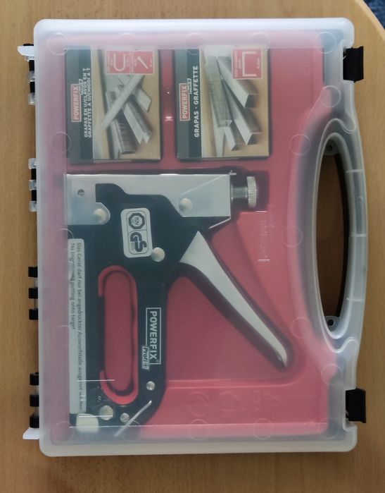 Agrafador parede com caixa e agrafos