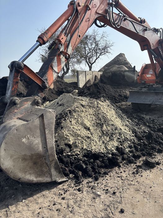 Mieszanka piaskowo kompostowa do poprawy jakosci gleby kompost piasek
