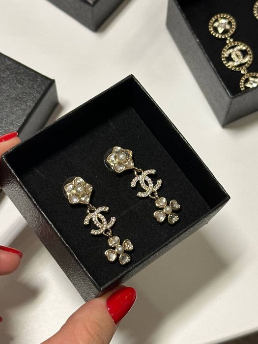 Сережки Chanel