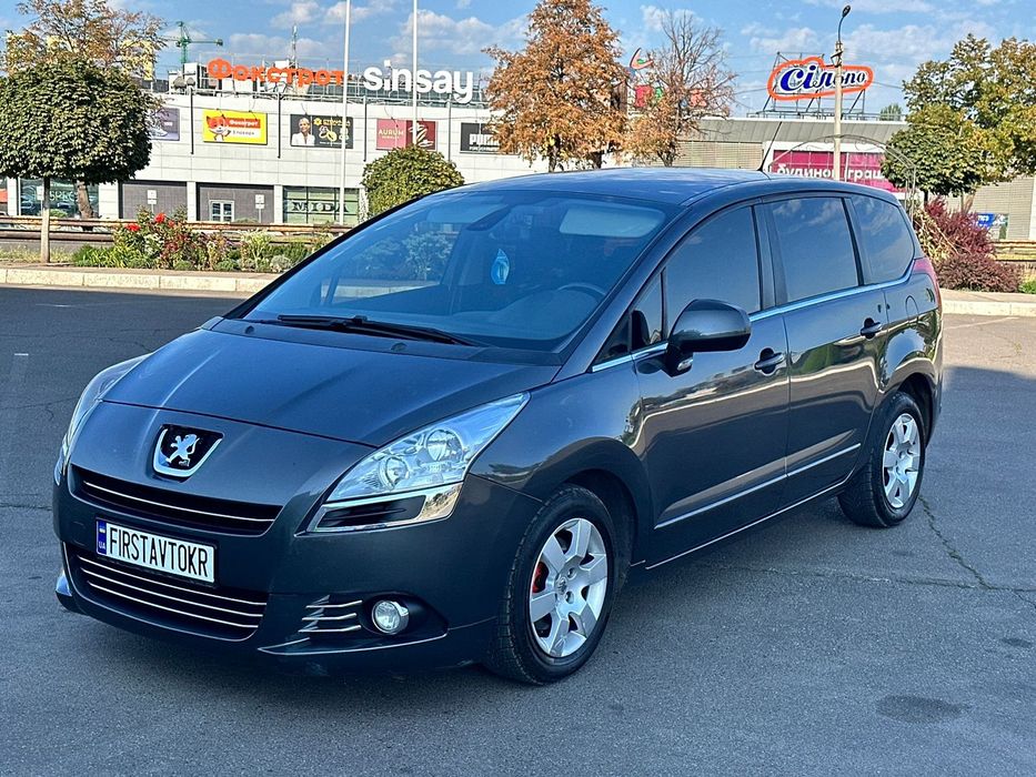 PEUGEOT 5008 з пробігом