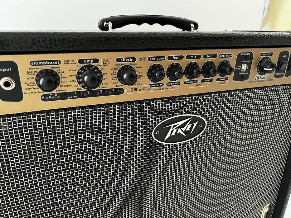 Gibson SG Standard Ebony + Afinador + Peavy R60