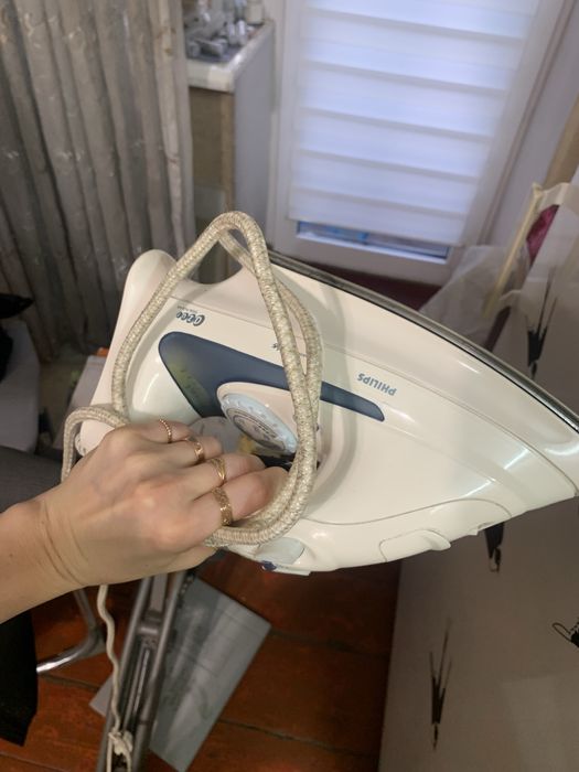 Праска  утюг Philips