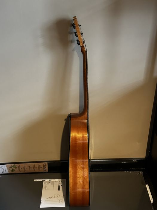 Gitara akustyczna LAG Tramontane T66D