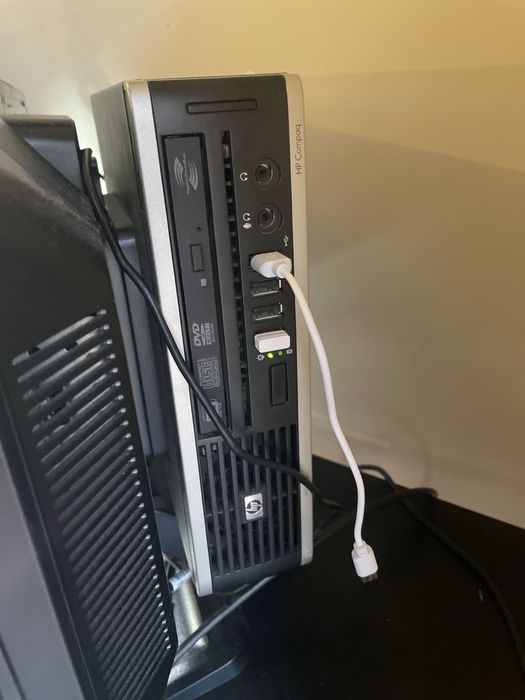 Computador em prefeitas condicao