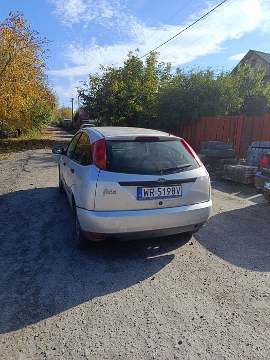 Ford Focus 1.6 бензин 2000 г.в.
