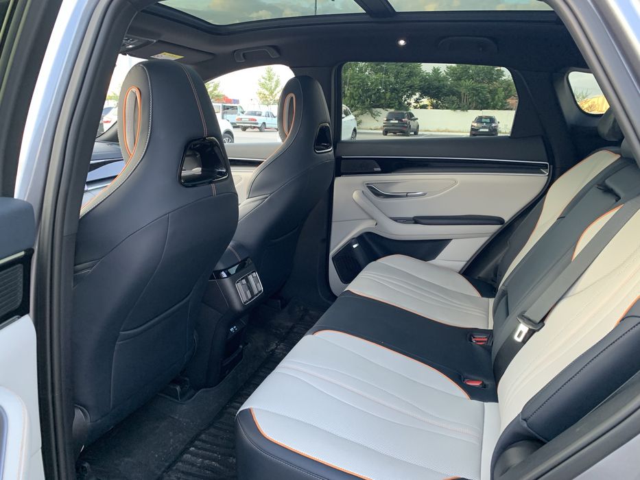 Аренда авто/електро/TESLA/BYD  400км+