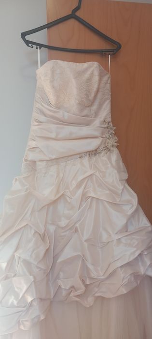 Vestido noiva bege