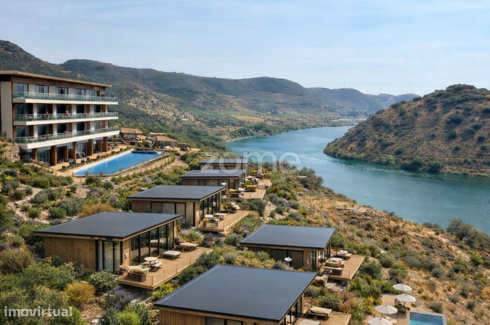 Terreno Panorâmico 11.745 m² no Douro - em Trás-os-Montes — Lousa, Bragança