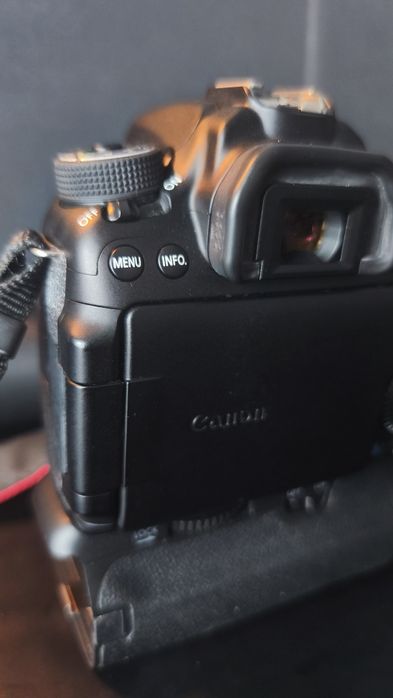 Canon 70D + Grip