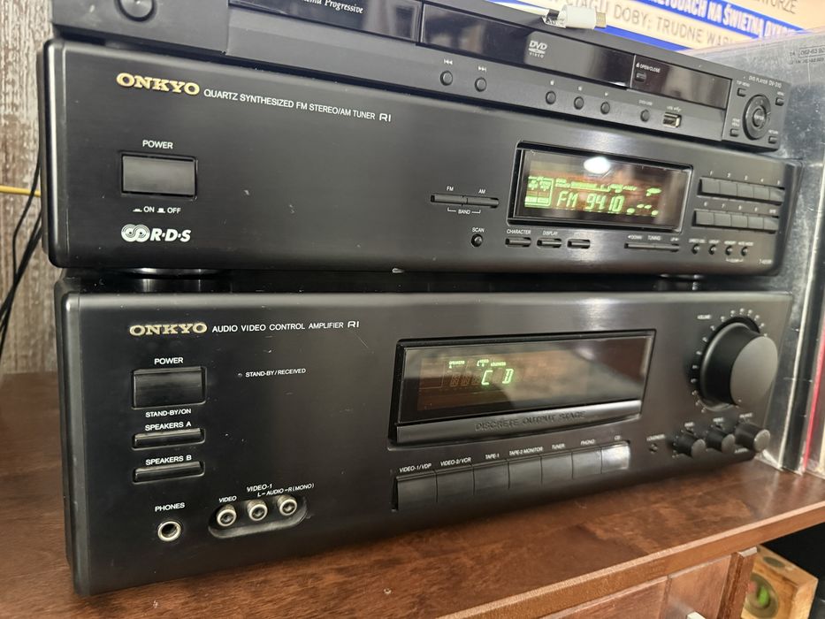 Onkio A-rv410 amplituner + radio  t421R