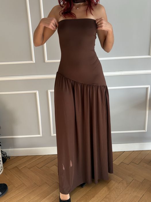Brązowa sukienka maxi 38 m