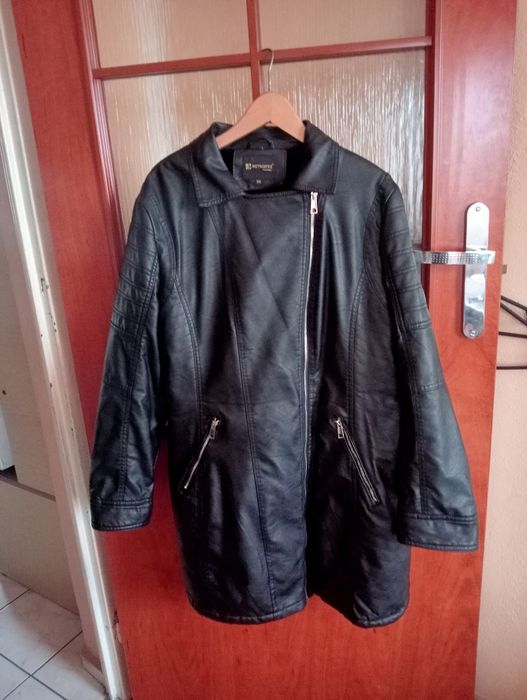 Kurtka damska z eko skóry