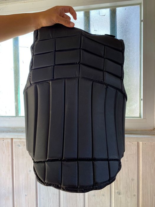 Colete de equitaçao da BR64738679708291121