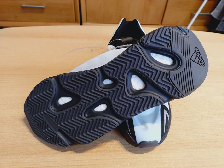 Adidas yeezy boost 700 MNVN GZ0711