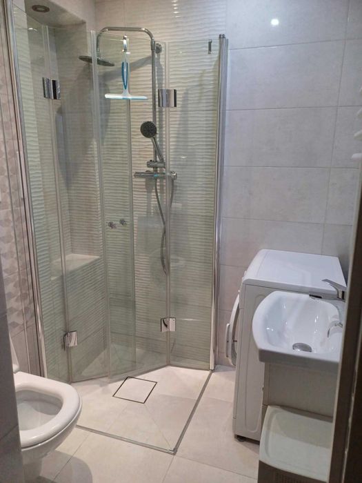 Wynajmę mieszkanie dwupokojowe, centrum, cena za całość,