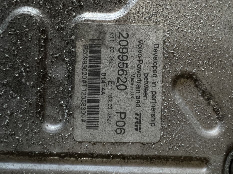 Блок управління двигуном RENAULT MAGNUM DXI 20995620 P06