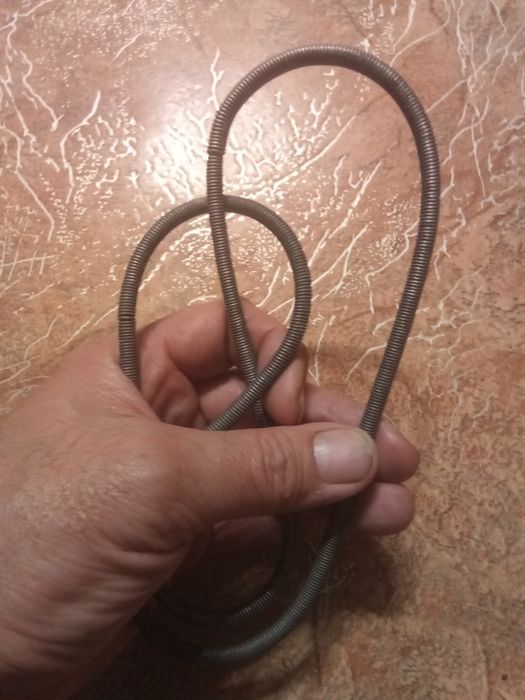 Пружина фіксації прокладкі,кожуха барабана пральна машина ""ІНДЕЗІТ "