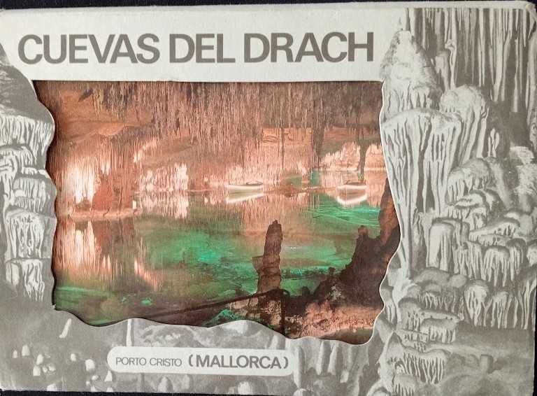 Um Livro com Postais de recordação pouco vistos