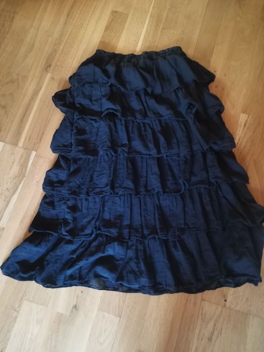 Piękna warstwowa spódnica L/XL