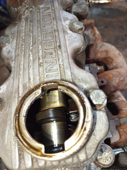 Двигун і коробка Opel Vectra A