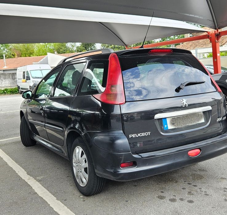Peugeot 206 SW 2005 com 116.500km