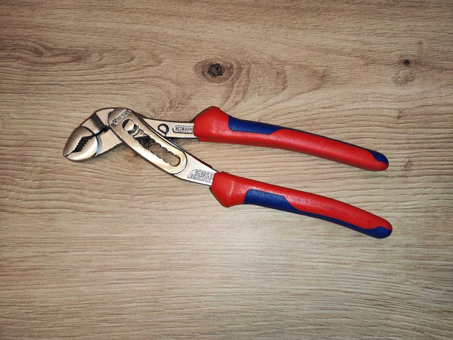 Szczypce nastawne Knipex Cobra 180mm