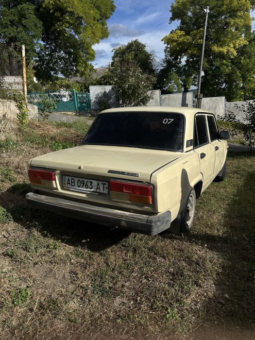 В продажі ваз 2107